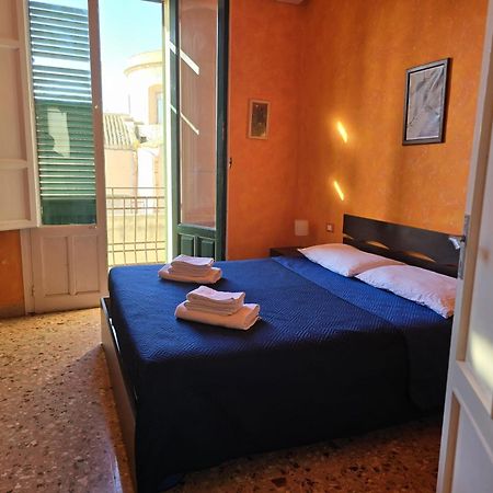Appartement Casa Azzurra à Trapani Extérieur photo